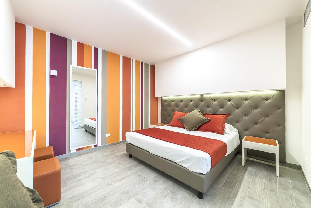 Hotel Tenda Rossa Marina Di Carrara Extérieur photo